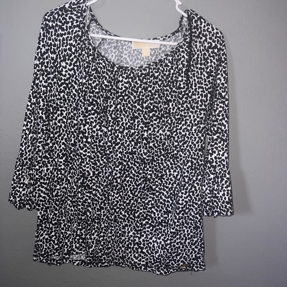 Michael Kors Black and White Printed Scoop Neck Blouse